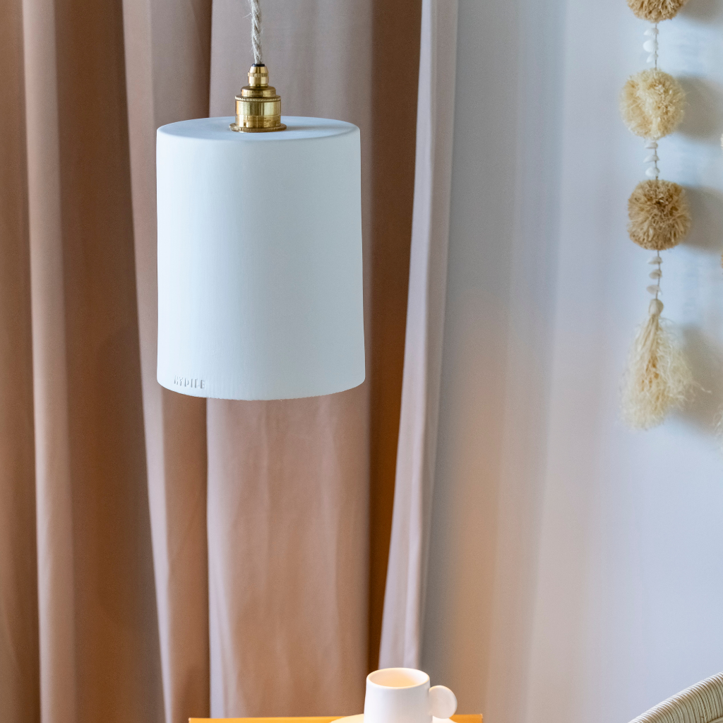 COLETTE - Suspension en terre cuite Blanche  D15cm H21cm