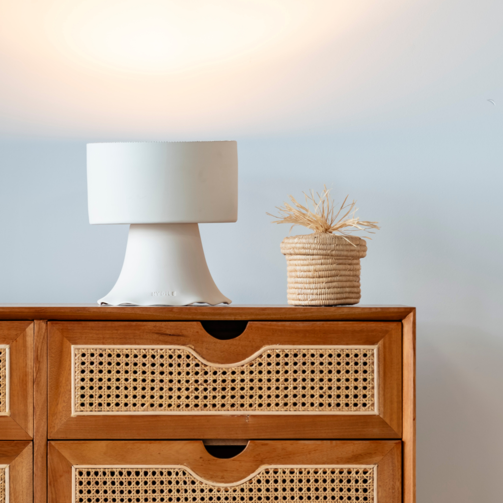 ONDA - Lampe à poser en terre cuite blanche