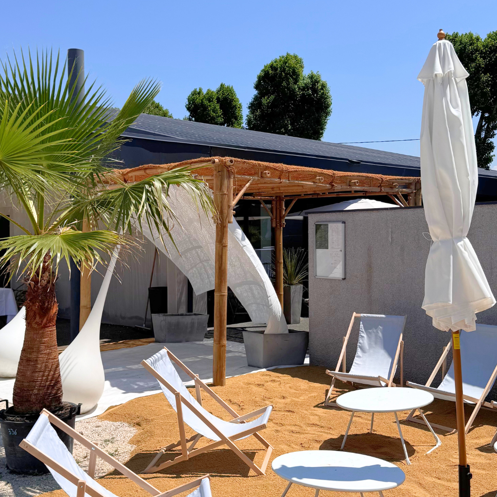 PERGOLA 3x3 avec ombrière en fibre de coco