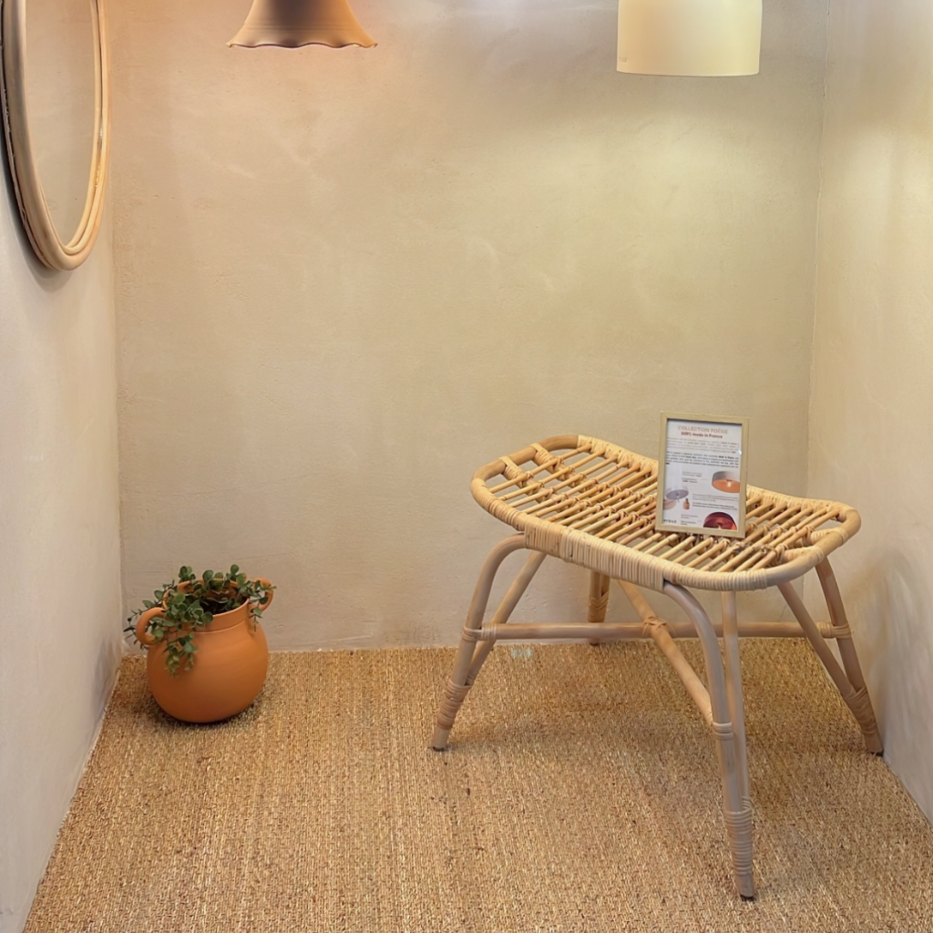 LOUK - Petit banc déco en rotin