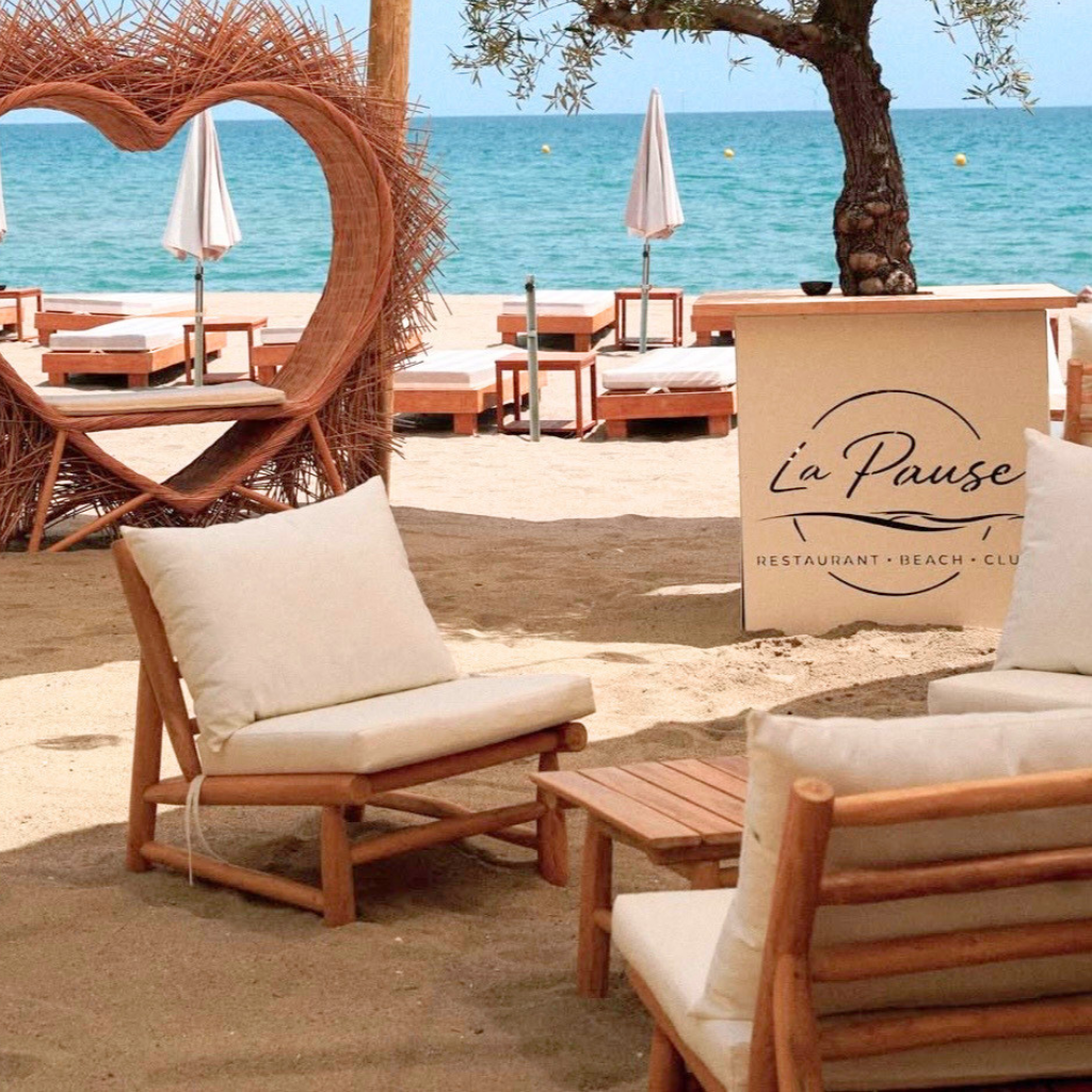 YAGO - Fauteuil en teck avec coussin outdoor