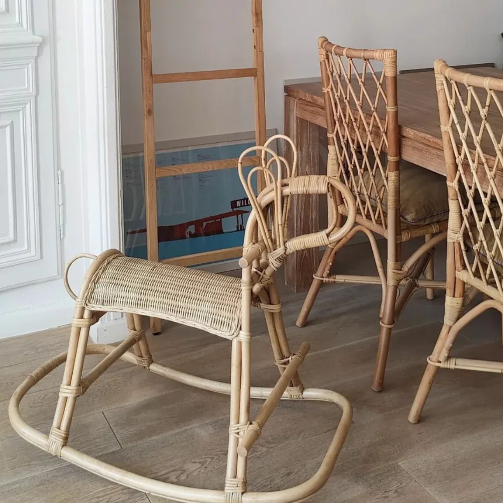 JIMY - Cheval à bascule en rotin - Objet de décoration L90xl45xh80cm