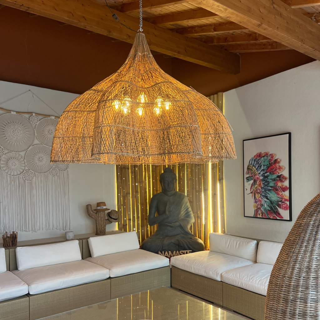 PACO- Suspension en rotin forme fleur D1m50 h1m