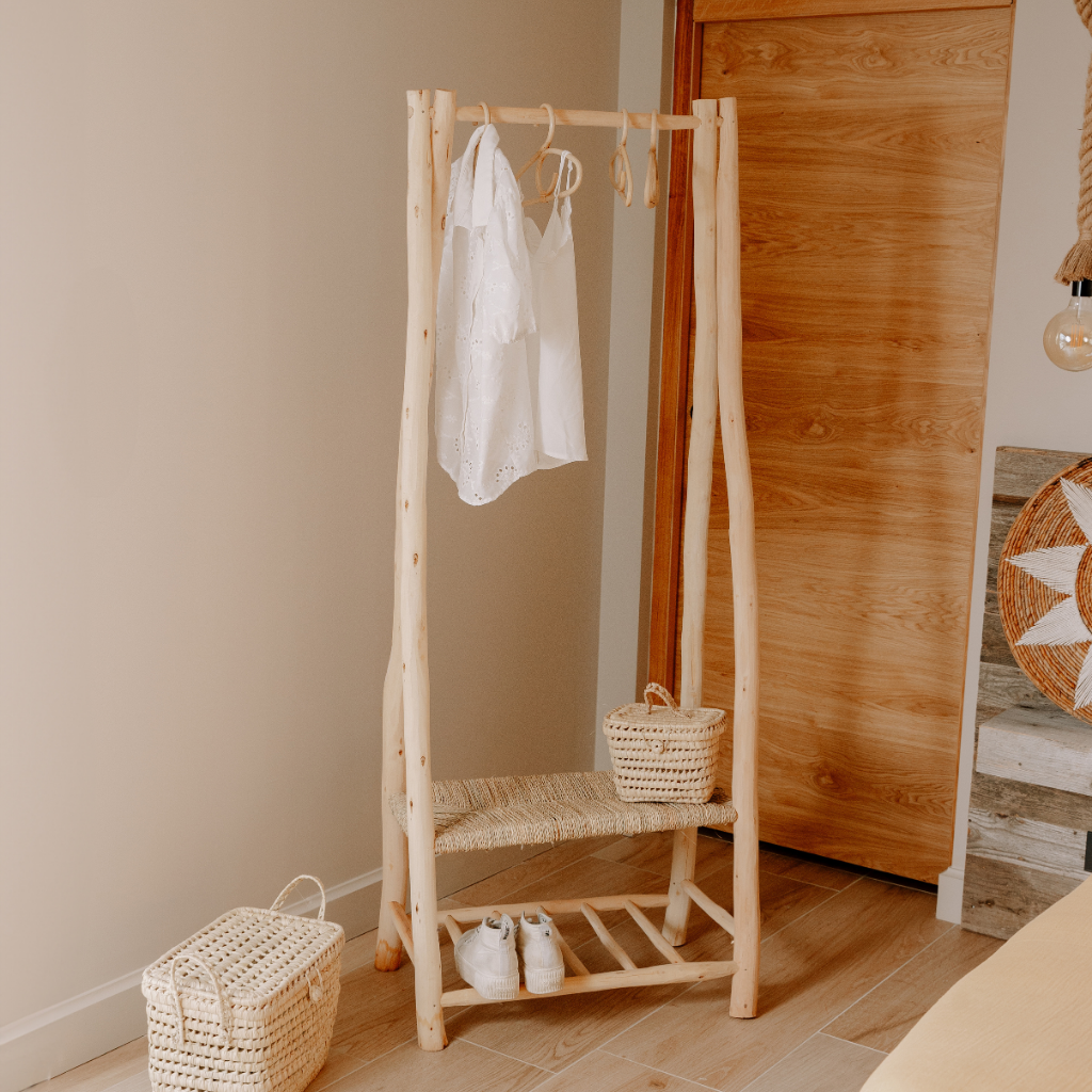 BILLY - Grand portant en bois d'eucalyptus et corde tressée