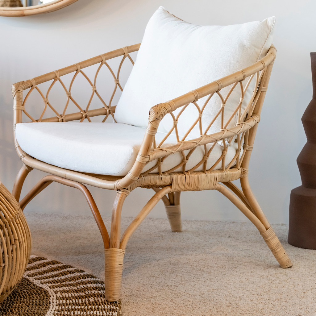 LESKY - Fauteuil en rotin avec coussin