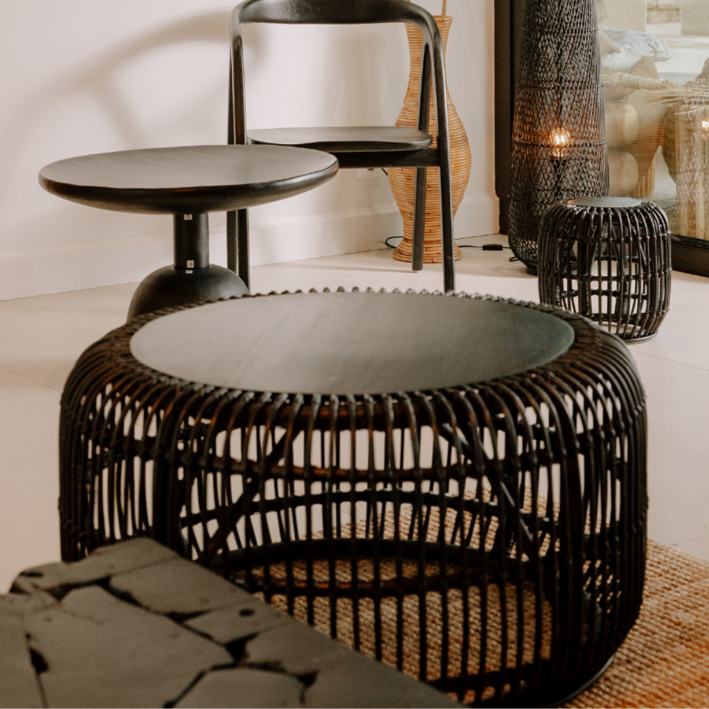 PHIL - Table basse en rotin et bois noir