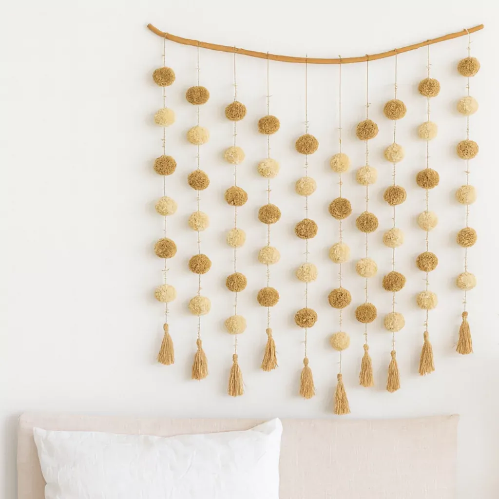 POM - Décoration à suspendre en coquillage et fibre naturelle