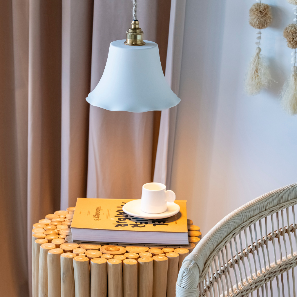 [3760428960795] ELODIE - Suspension dentelée en terre cuite blanche