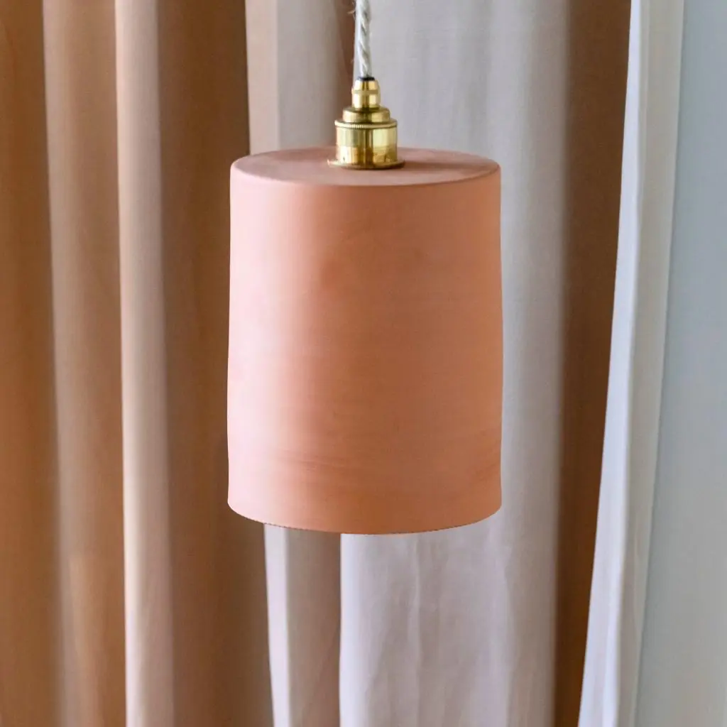 COLETTE - Suspension en terre cuite ocre