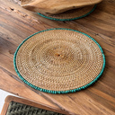 PERLE - Set de 4 sets de table en rotin et perle turquoise